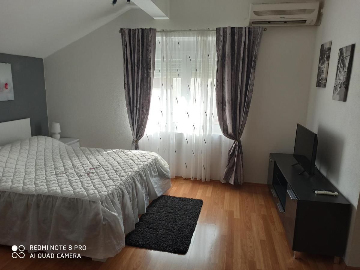 Apartments Roncevic Zadar Bagian luar foto