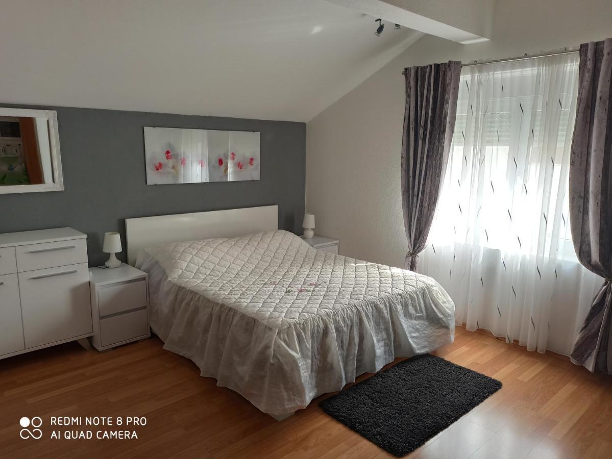 Apartments Roncevic Zadar Bagian luar foto