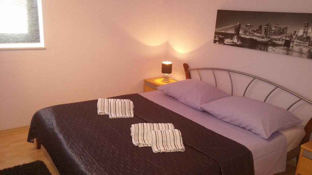 Apartments Roncevic Zadar Ruang foto