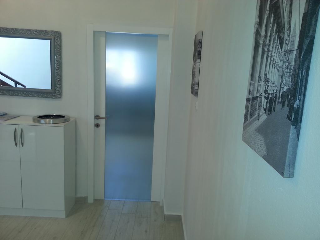 Apartments Roncevic Zadar Bagian luar foto