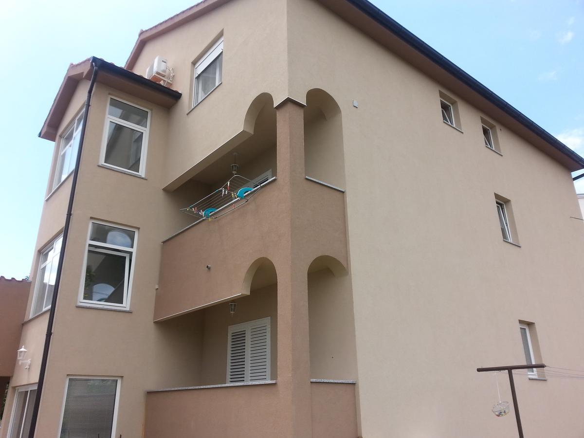Apartments Roncevic Zadar Bagian luar foto